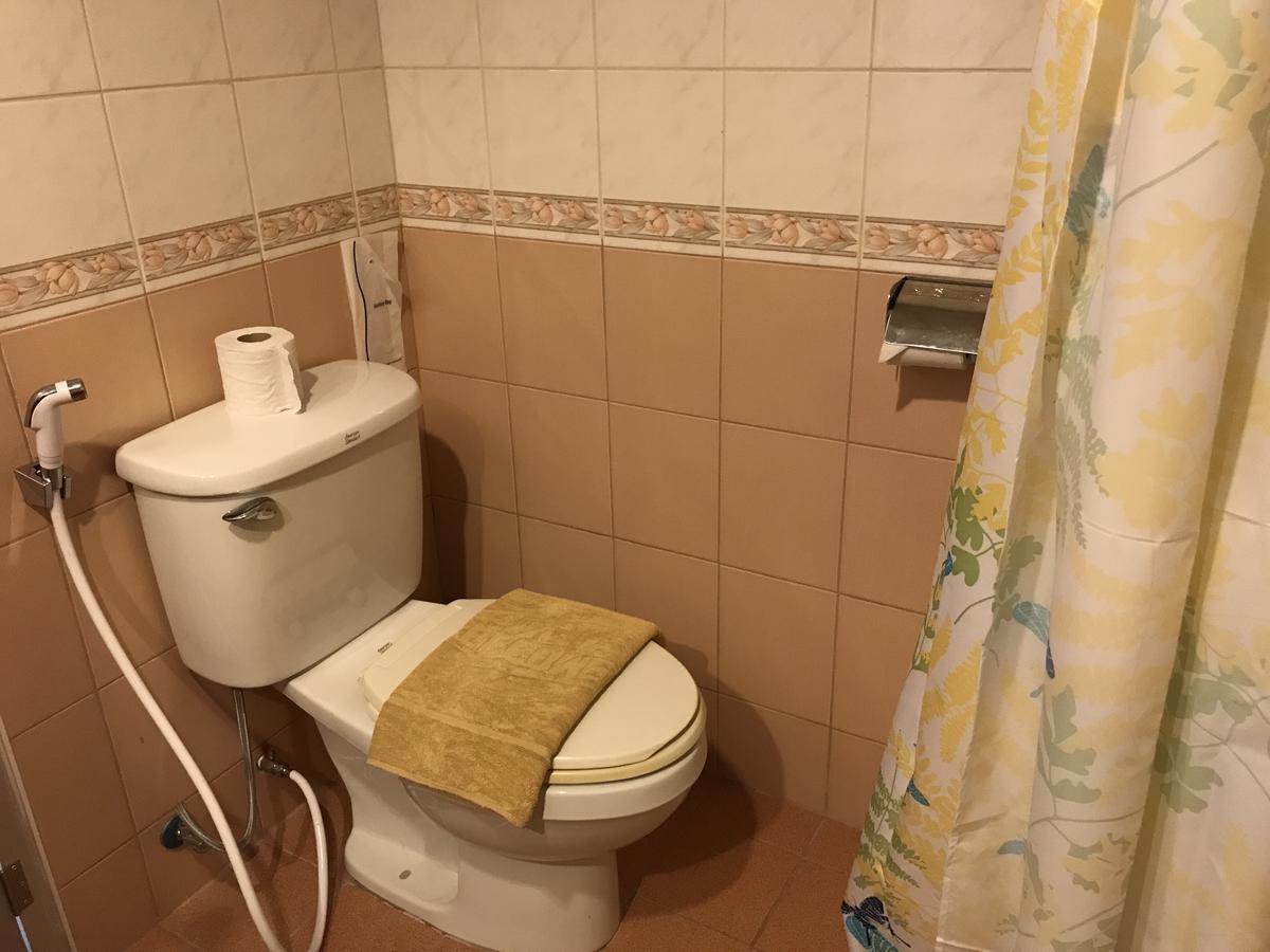Hotell Baan Petcharat Patong