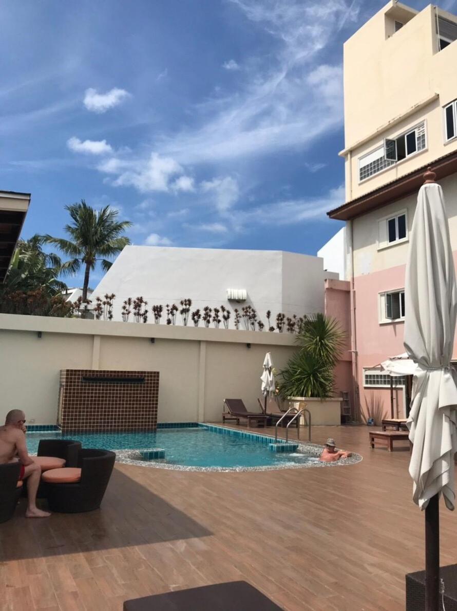 Baan Petcharat Hotell Patong