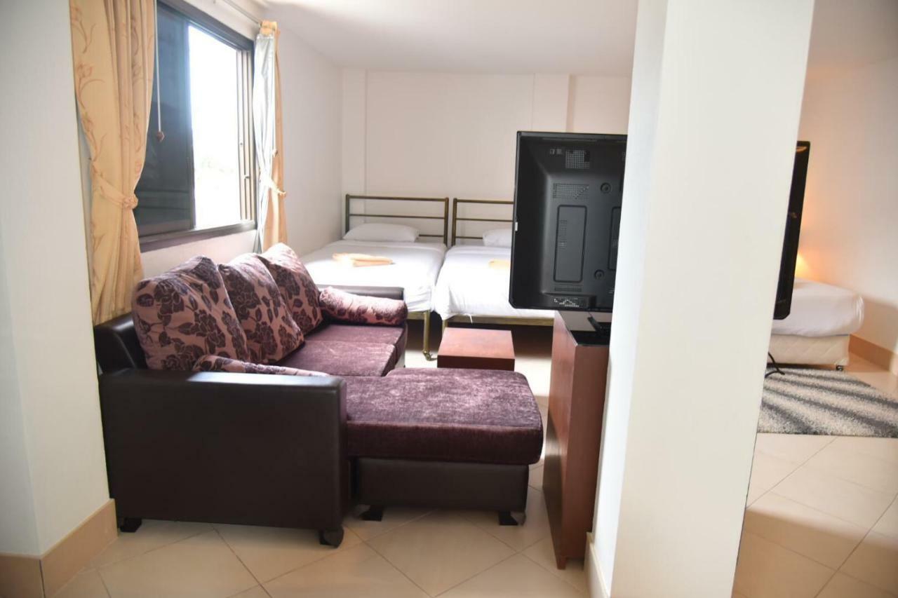 Baan Petcharat Hotell Patong